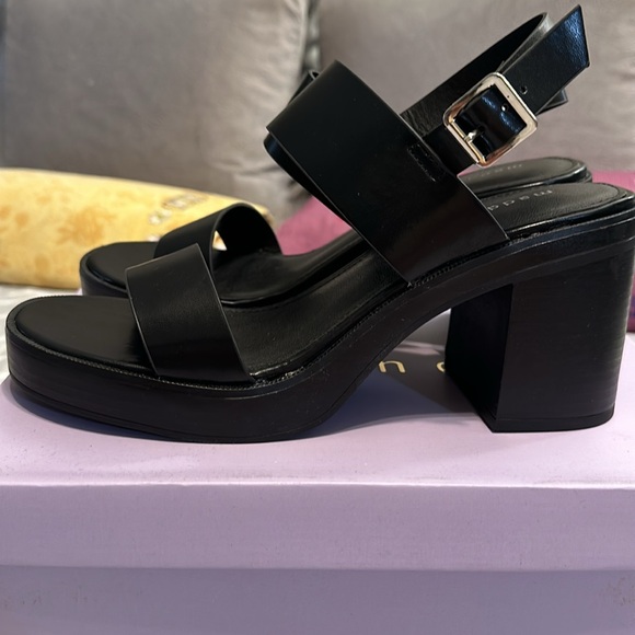 Madden Girl Platform Sandals - Picture 3 of 4